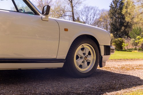 1989 Porsche 911 Carrera Cabriolet Sport zum Verkauf (Bild 100 von 258)