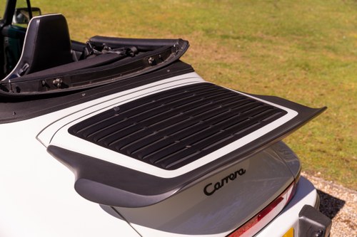 1989 Porsche 911 Carrera Cabriolet Sport zum Verkauf (Bild 120 von 258)