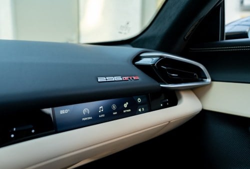 2024 Ferrari 296 GTB (VAT Deductible) à vendre (picture 24 of 68)
