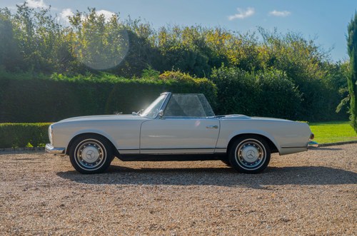1966 Mercedes-Benz W113 230SL ‘Pagoda’ Manual LHD For Sale (picture 13 of 168)
