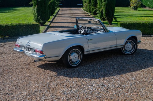 1966 Mercedes-Benz W113 230SL ‘Pagoda’ Manual LHD For Sale (picture 20 of 168)