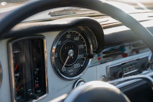 1966 Mercedes-Benz W113 230SL ‘Pagoda’ Manual LHD For Sale (picture 42 of 168)