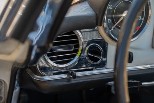 1966 Mercedes-Benz W113 230SL ‘Pagoda’ Manual LHD For Sale (picture 44 of 168)