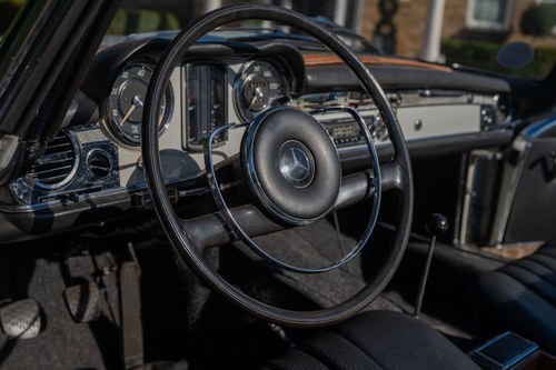 1966 Mercedes-Benz W113 230SL ‘Pagoda’ Manual LHD For Sale (picture 68 of 168)