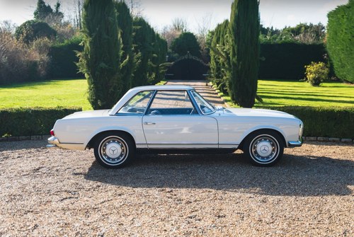 1966 Mercedes-Benz W113 230SL ‘Pagoda’ Manual LHD For Sale (picture 32 of 168)