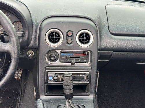1997 Mazda MX-5 NA 1.6 For Sale (picture 17 of 85)