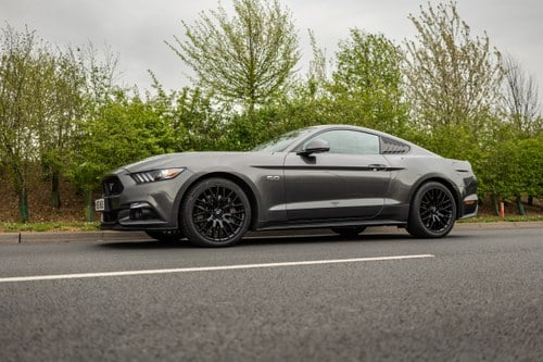 2016 Ford Mustang GT à venda (imagem 11 de 218)
