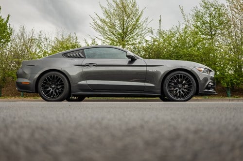 2016 Ford Mustang GT à venda (imagem 22 de 218)