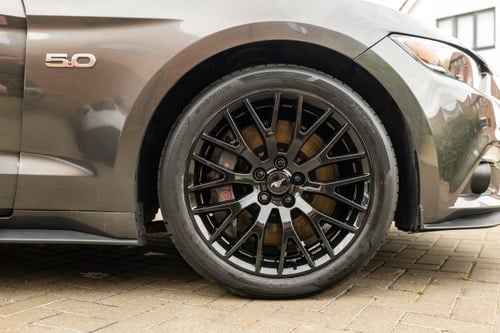 2016 Ford Mustang GT à venda (imagem 32 de 218)