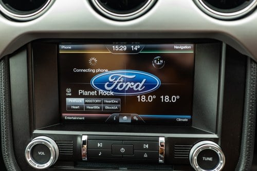 2016 Ford Mustang GT à venda (imagem 57 de 218)