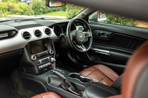 2016 Ford Mustang GT à venda (imagem 93 de 218)