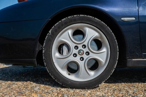 2001 Alfa Romeo 166 3L V6 24V Sportronic Lusso zum Verkauf (Bild 26 von 198)