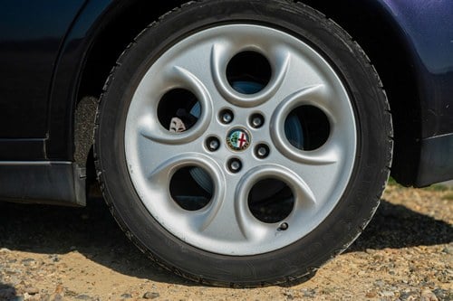 2001 Alfa Romeo 166 3L V6 24V Sportronic Lusso zum Verkauf (Bild 27 von 198)