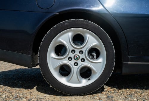 2001 Alfa Romeo 166 3L V6 24V Sportronic Lusso zum Verkauf (Bild 28 von 198)