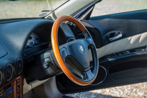 2001 Alfa Romeo 166 3L V6 24V Sportronic Lusso zum Verkauf (Bild 43 von 198)