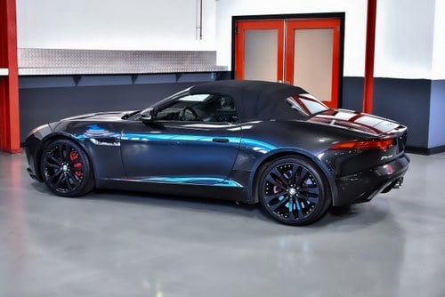 2014 Jaguar F-Type S Convertible till salu (bild 29 av 106)