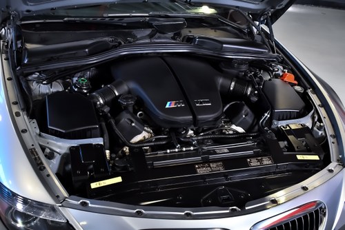 2006 BMW (E63) M6 à vendre (picture 99 of 114)