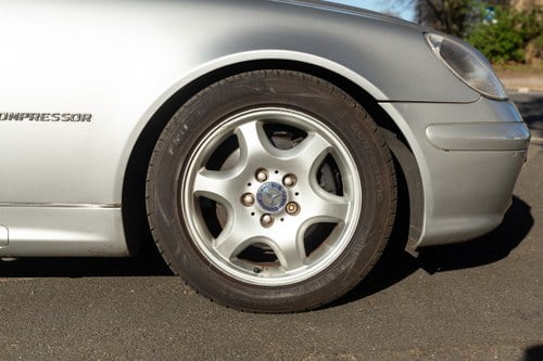 2004 Mercedes-Benz R170 SLK230 For Sale (picture 38 of 107)