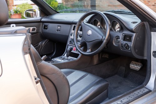 2004 Mercedes-Benz R170 SLK230 For Sale (picture 11 of 107)