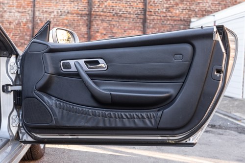 2004 Mercedes-Benz R170 SLK230 For Sale (picture 44 of 107)