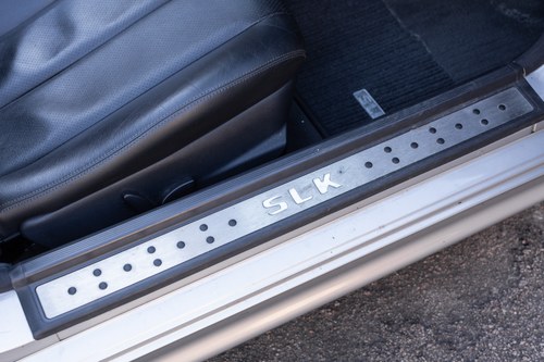 2004 Mercedes-Benz R170 SLK230 For Sale (picture 49 of 107)