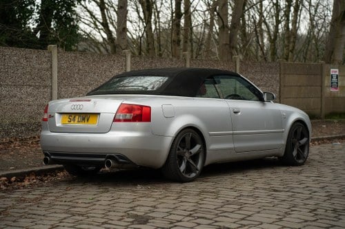 2005 Audi B6 S4 Cabriolet Manual zum Verkauf (Bild 18 von 86)