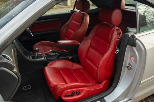 2005 Audi B6 S4 Cabriolet Manual zum Verkauf (Bild 28 von 86)