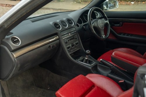 2005 Audi B6 S4 Cabriolet Manual zum Verkauf (Bild 30 von 86)