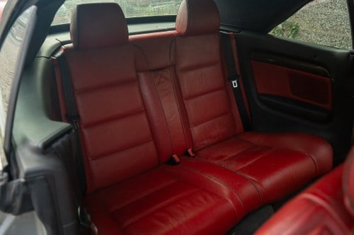 2005 Audi B6 S4 Cabriolet Manual zum Verkauf (Bild 34 von 86)