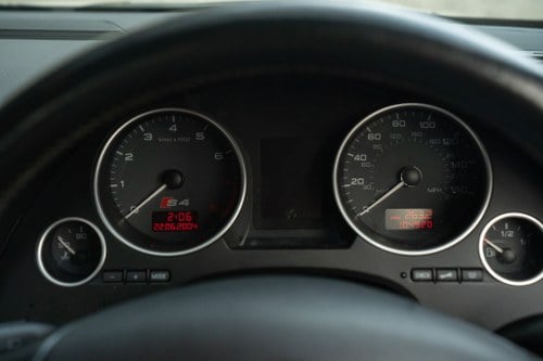 2005 Audi B6 S4 Cabriolet Manual zum Verkauf (Bild 7 von 86)