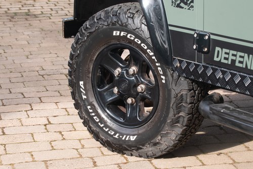 2008 Land Rover Defender Double-Cab Pickup For Sale (picture 24 of 141)