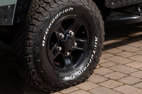 2008 Land Rover Defender Double-Cab Pickup For Sale (picture 25 of 141)