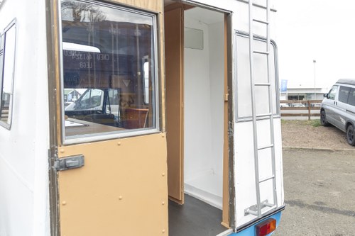 1977 Ford Transit Mk1 Camper Conversion For Sale (picture 39 of 112)