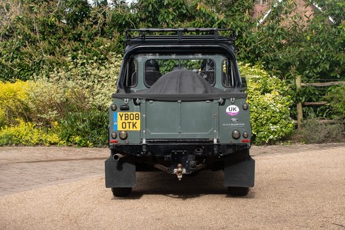 2008 Land Rover Defender Double-Cab Pickup For Sale (picture 21 of 141)