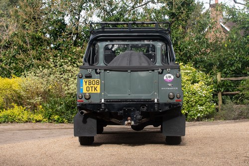 2008 Land Rover Defender Double-Cab Pickup For Sale (picture 22 of 141)