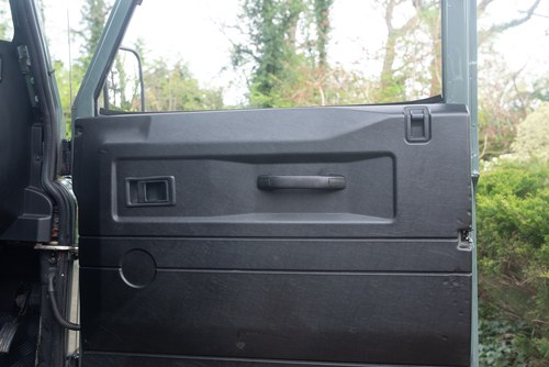 2008 Land Rover Defender Double-Cab Pickup For Sale (picture 53 of 141)