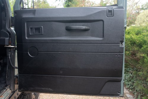 2008 Land Rover Defender Double-Cab Pickup For Sale (picture 54 of 141)