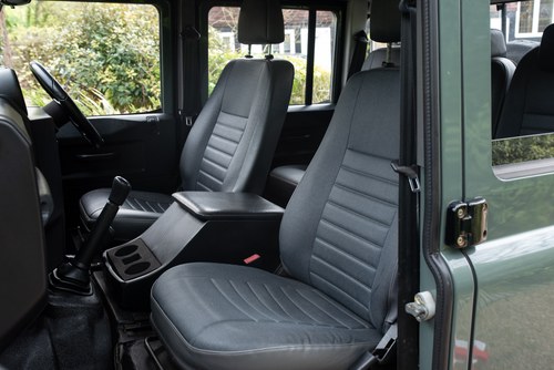 2008 Land Rover Defender Double-Cab Pickup For Sale (picture 61 of 141)