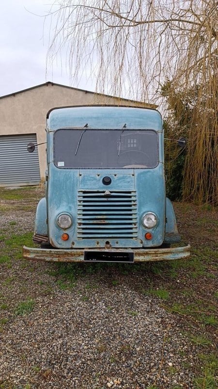 1952 Renault Voltigeur - 2 1952 Renault Voltigeur - 2