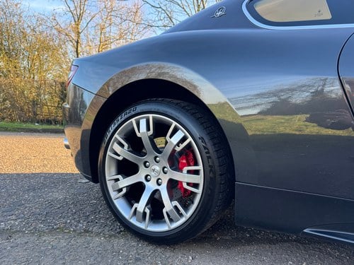 2011 Maserati GranTurismo For Sale (picture 8 of 102)