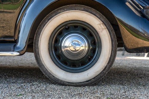 1935 Ford V8-48 Roadster by Paul Née For Sale (picture 14 of 98)