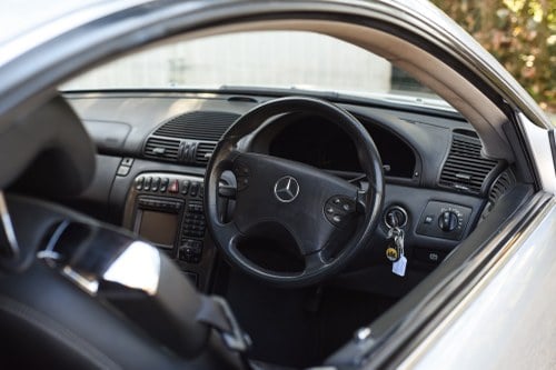 2001 Mercedes-Benz CL55 AMG F1 Limited Edition In vendita (immagine 22 di 162)