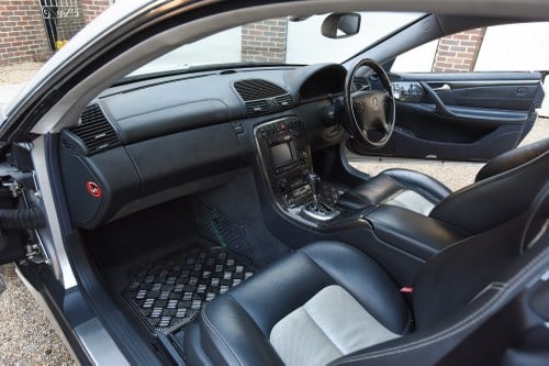 2001 Mercedes-Benz CL55 AMG F1 Limited Edition In vendita (immagine 36 di 162)