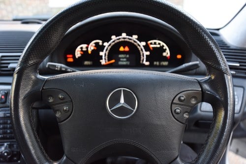 2001 Mercedes-Benz CL55 AMG F1 Limited Edition In vendita (immagine 38 di 162)