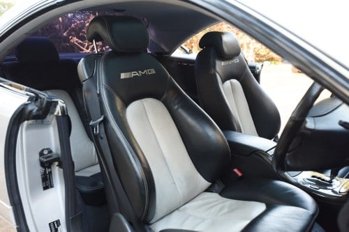 2001 Mercedes-Benz CL55 AMG F1 Limited Edition In vendita (immagine 62 di 162)