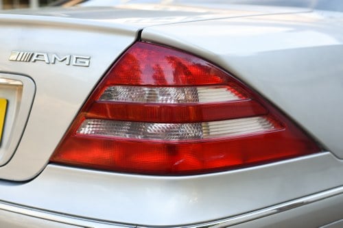 2001 Mercedes-Benz CL55 AMG F1 Limited Edition In vendita (immagine 122 di 162)