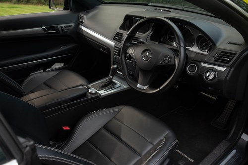 2010 Mercedes-Benz E350 CDI Sport AMG Package Te koop (foto 34 van 132)