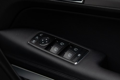 2010 Mercedes-Benz E350 CDI Sport AMG Package Te koop (foto 52 van 132)