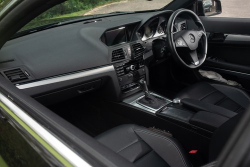 2010 Mercedes-Benz E350 CDI Sport AMG Package Te koop (foto 58 van 132)