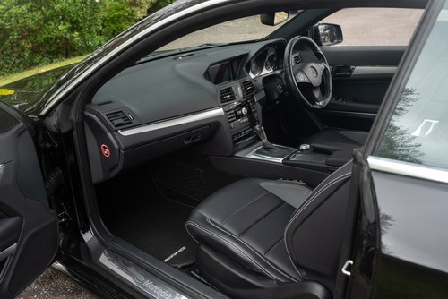 2010 Mercedes-Benz E350 CDI Sport AMG Package Te koop (foto 60 van 132)